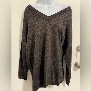Levi’s over sized v-neck black sweater NWT